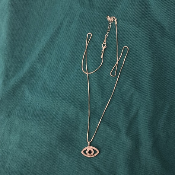 Silver or rose gold evil eye necklace for women - Picture 2 of 5